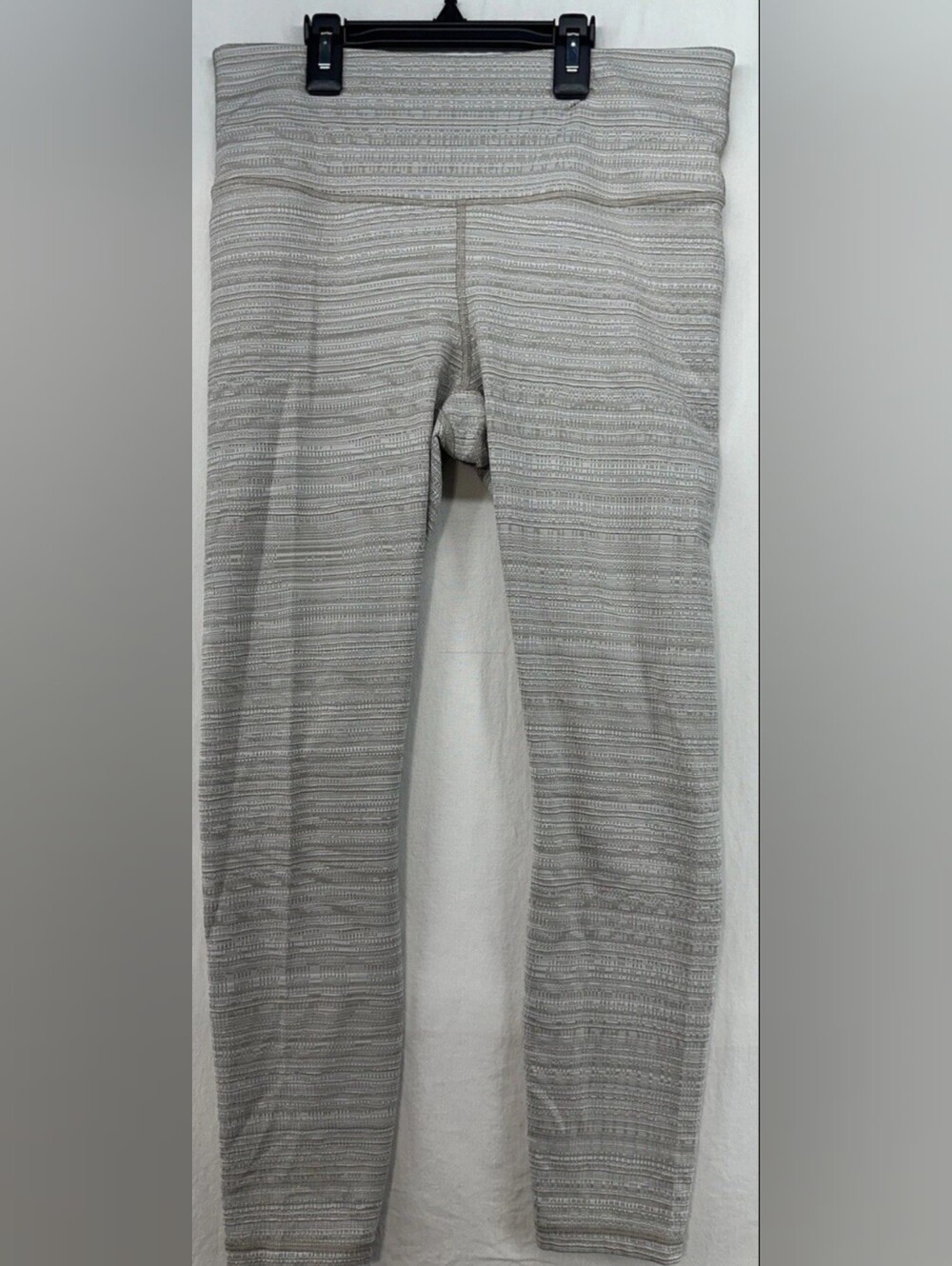 Athleta Light Gray Textured Knit Leggings